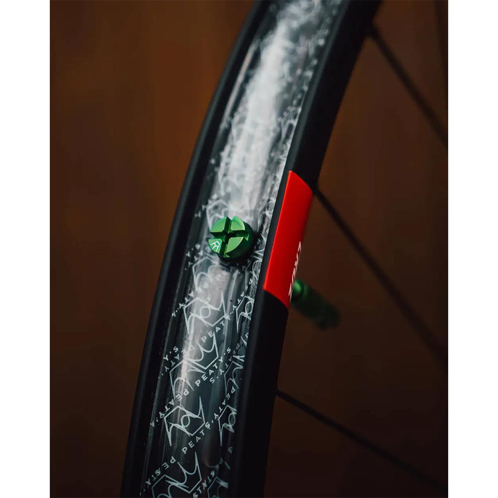 Ніпелі Peaty's x Chris King Tubeless Valves, 42mm