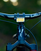 Фара Knog Blinder X 2300 + 10,000 mAh Battery