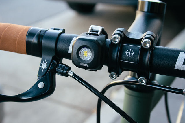 Мигалка задня Knog Blinder Mini Dot Rear 11 Lumens Black
