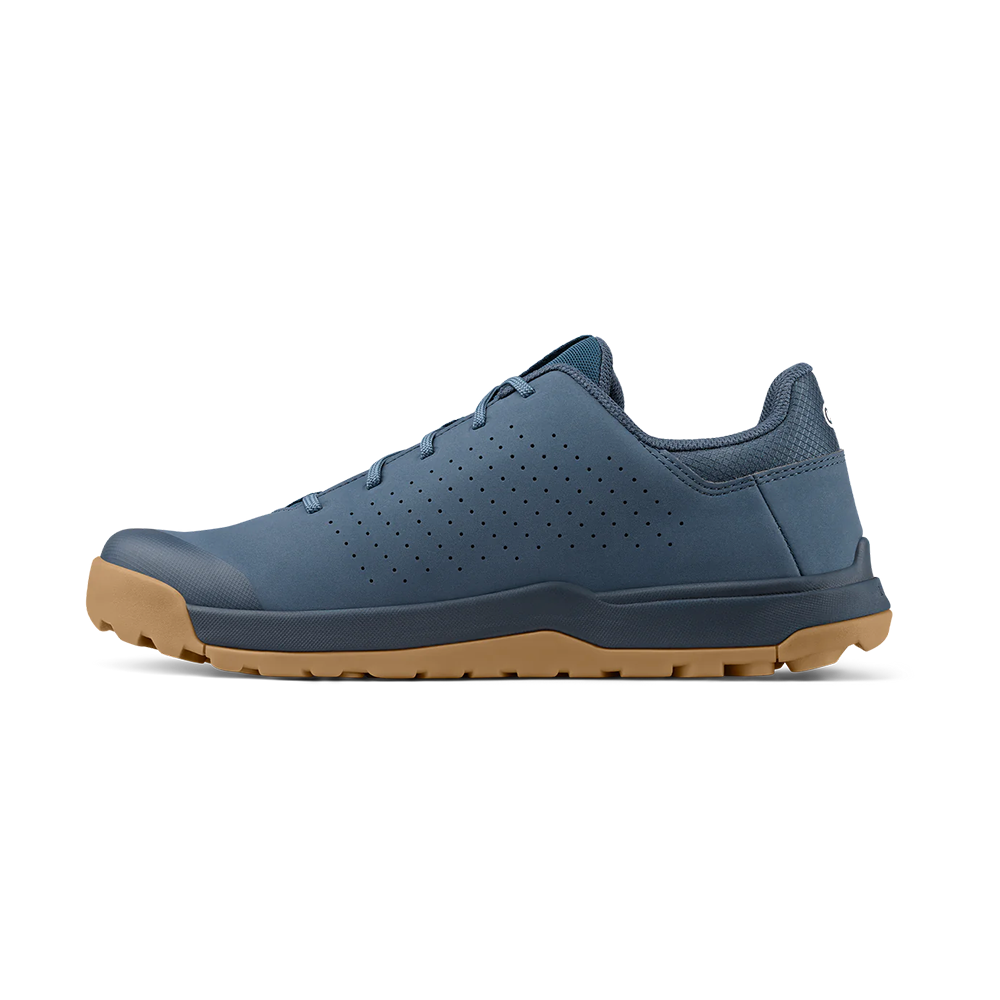 Веловзуття CrankBrothers SHOES STAMP TRAIL LACE BLUE / DARK BLUE - GUM OUTSOLE 10.0