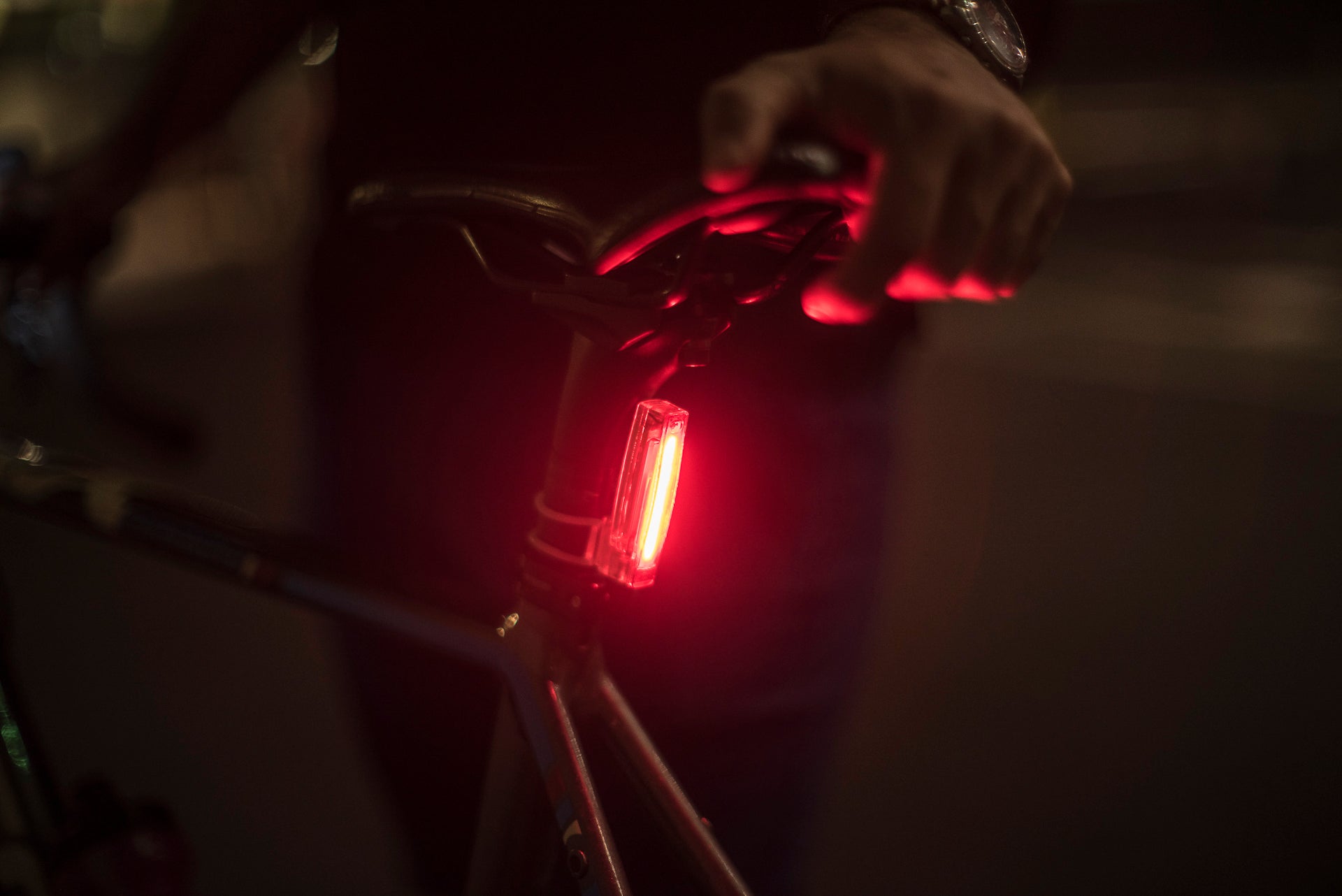 Мигалка передня Knog Plus Front 40 Lumens Translucent