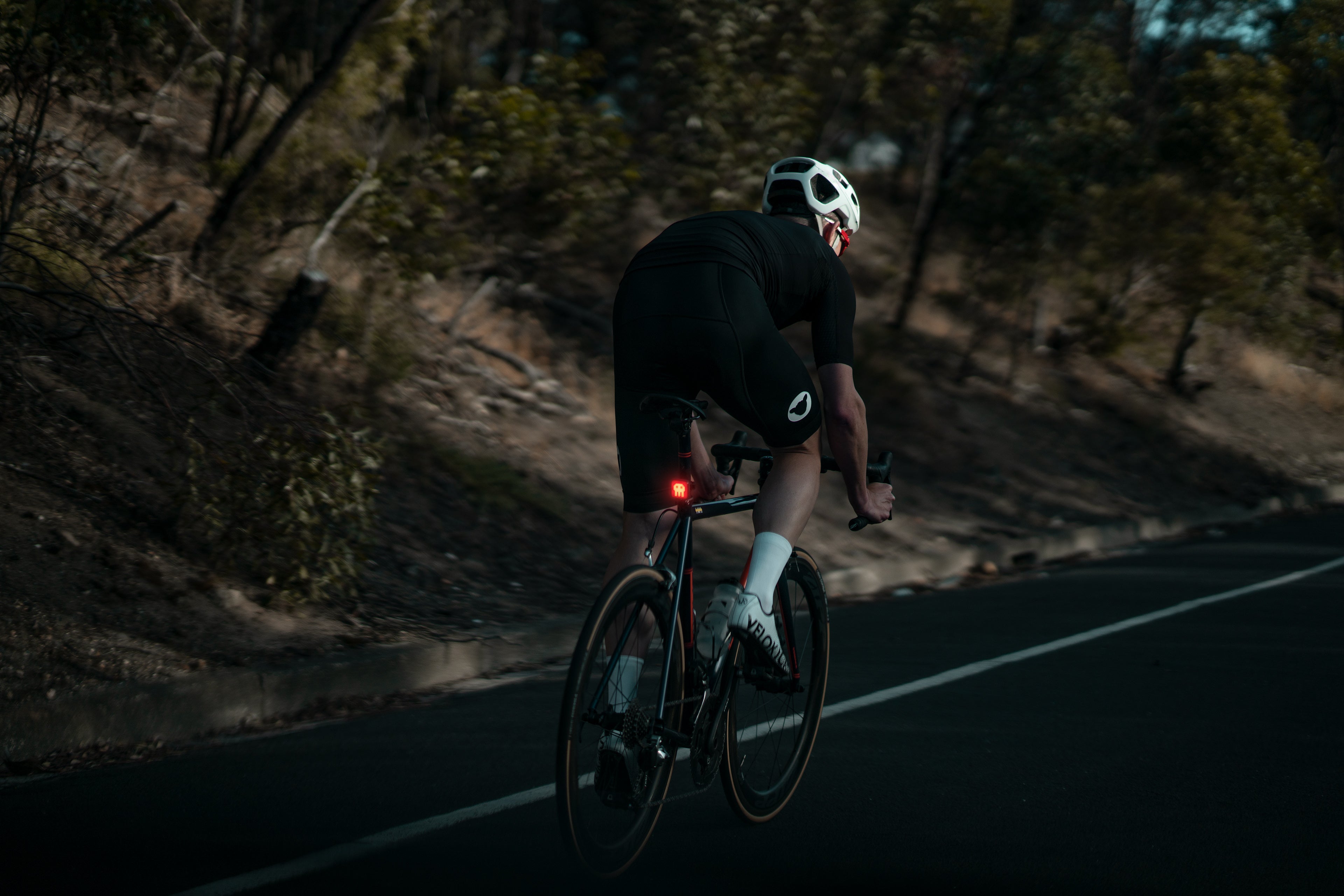 Мигалка передня Knog Blinder Grid Front 200 Lumens